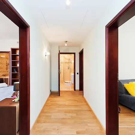Insom Cracow Old Town Krotka Apartment