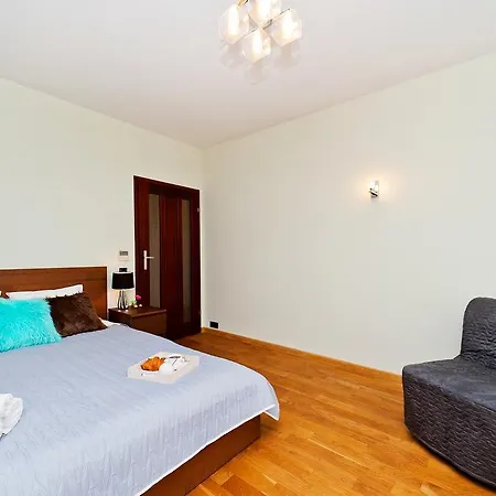 Insom Cracow Old Town Krotka Apartment