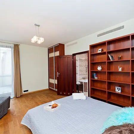 Insom Cracow Old Town Krotka Apartment